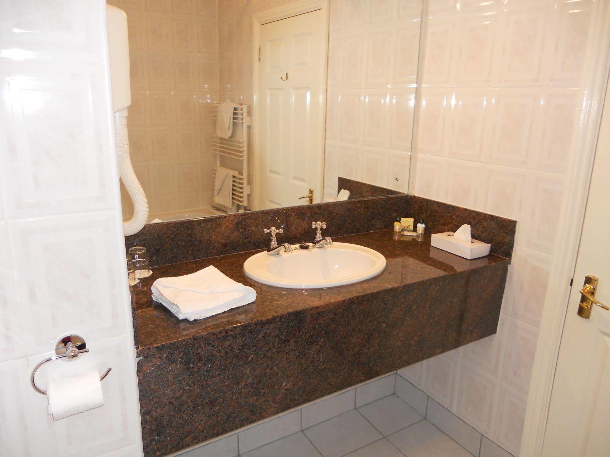 Rhu Glenn Hotel Waterford Zewnętrze zdjęcie